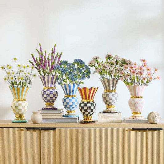 Check Great Vase